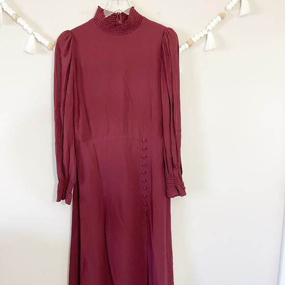 New Reformation Stevi Shirred Georgette Midi Dress Bold Claret size 10 - Picture 9 of 9